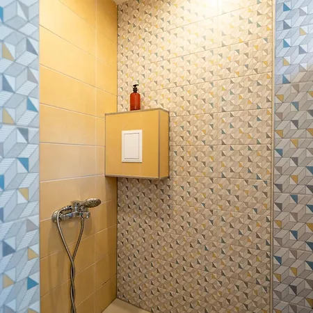 Apartment The Right Choice 2